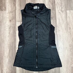 Athleta Black Sprinter quilted vest, Size XXS